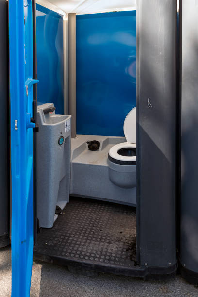 Best Porta potty rental near me  in Santa Moni, CA